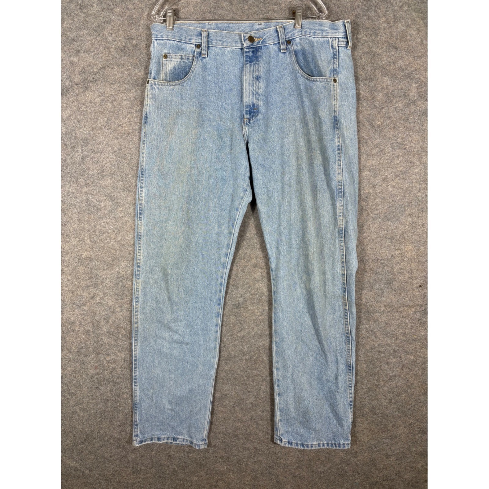 Wrangler Mens Jeans 38x32 Light Wash Denim Relaxed Fit Classic Casual